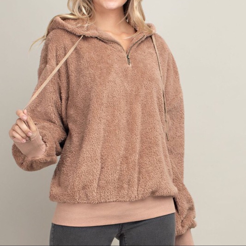 LAST CLEARANCE‼️5 🌟Faux Fur Hoodie - Picture 5 of 5